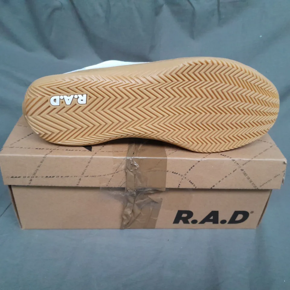 BOXED PAIR OF R.A.D ONE WHITE GUM TRAINERS - SIZE 9.5