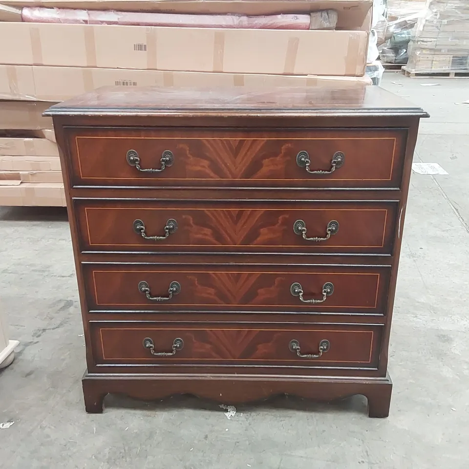 VINTAGE WOODEN 4 DRAWER CHEST OF DRAWER