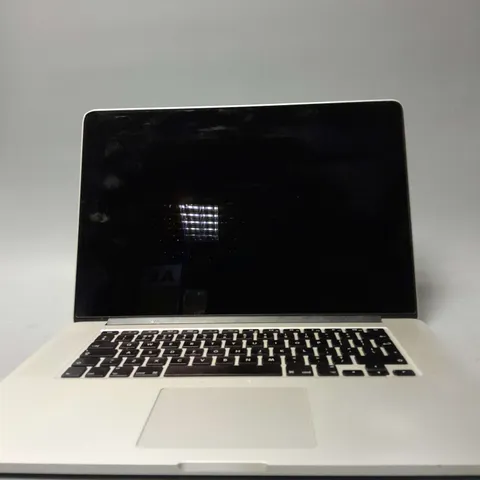APPLE MACBOOK PRO A1398