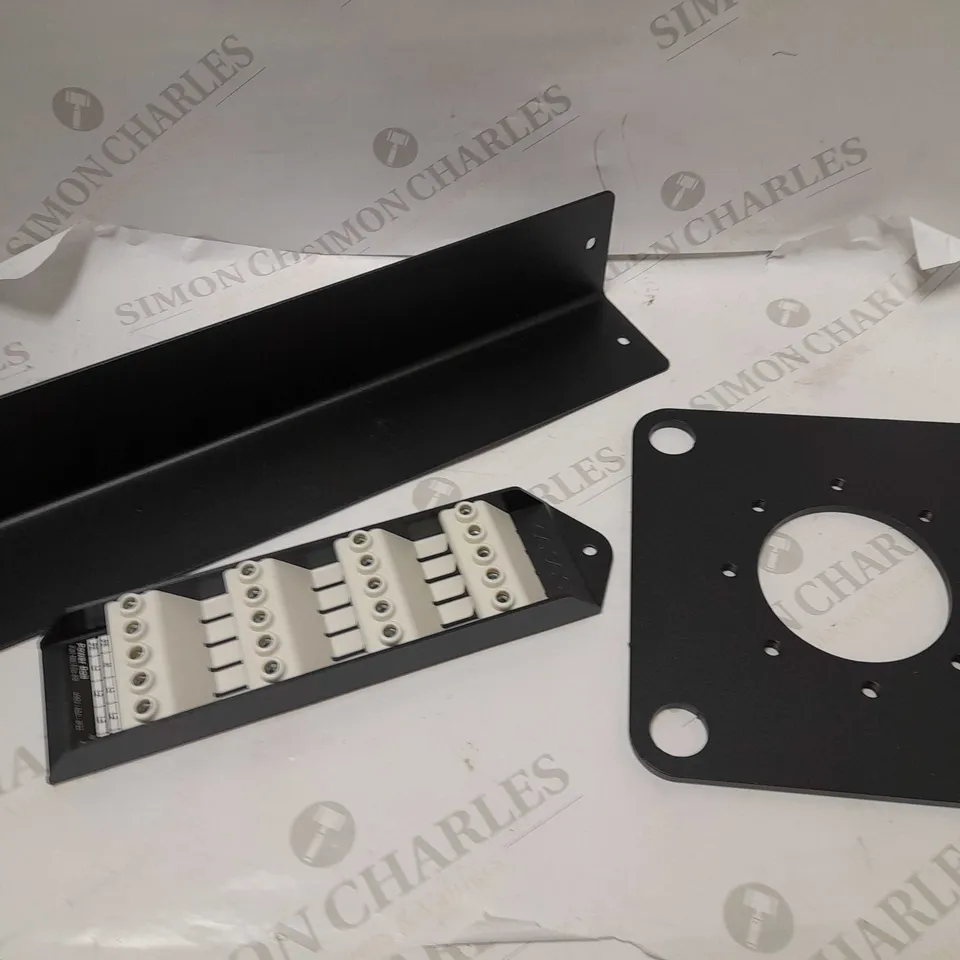 EASEE BASE SINGLE MOUNTING POST IN BLACK - COLLECTION ONLY