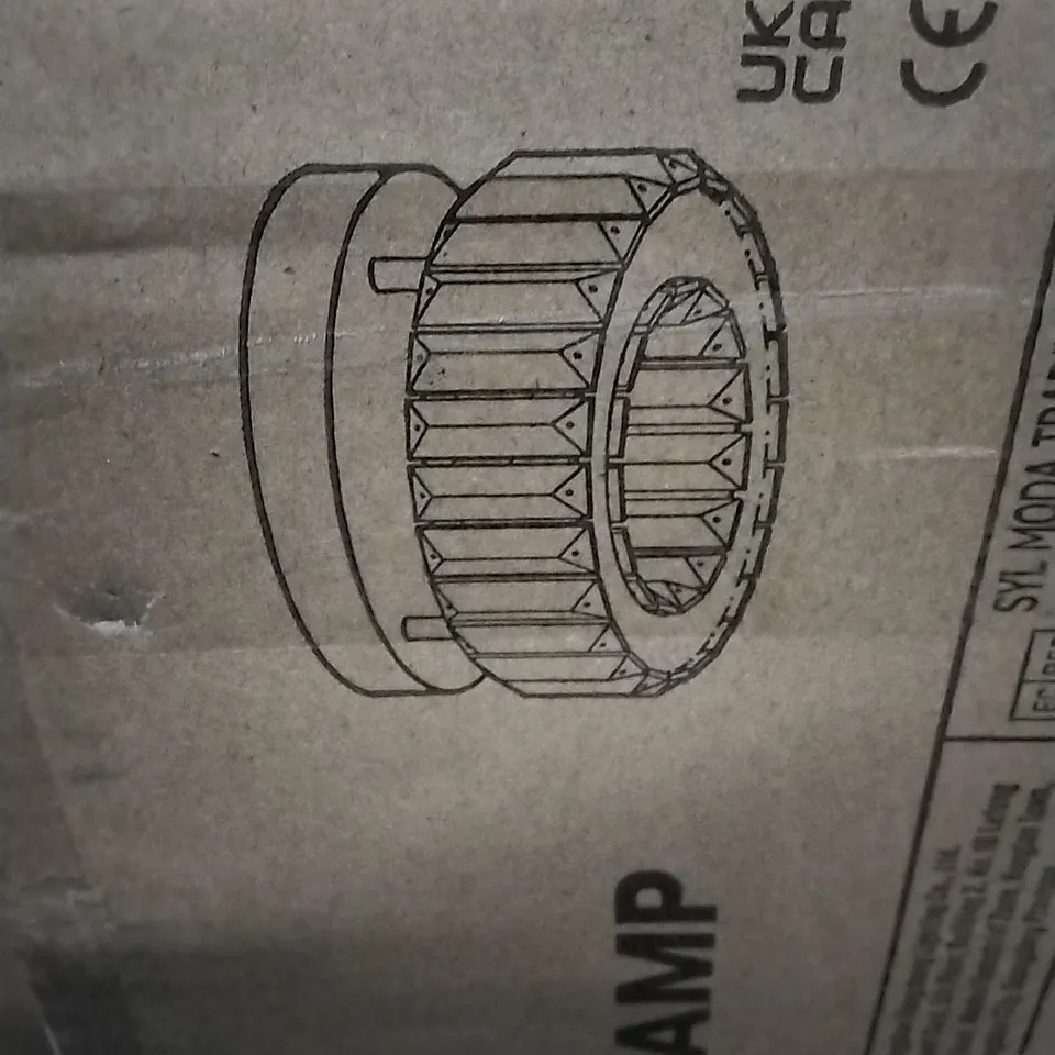 BOXED LIGHTS IN CEILING LAMP 