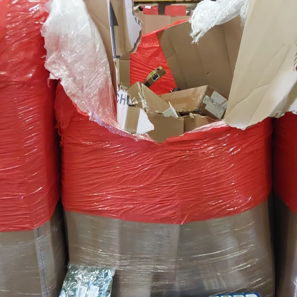 PALLET OF ASSORTED ITEMS INCLUDING:AIR FRYER, PRESSURE COOKER, CHILDREN'S PLAY SET, HEATED BLANKET, PARTY DECORATIONS 