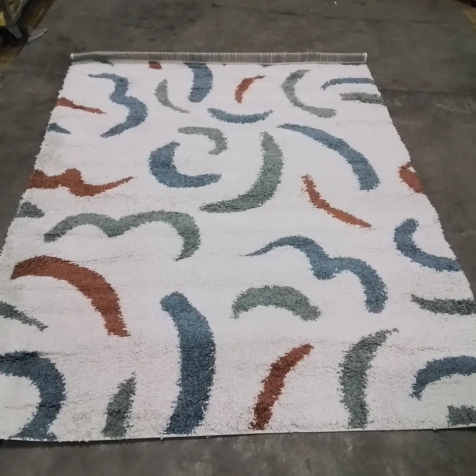 QUALITY DESIGNER AREA RUG - APPROXIMATELY 230X160CM