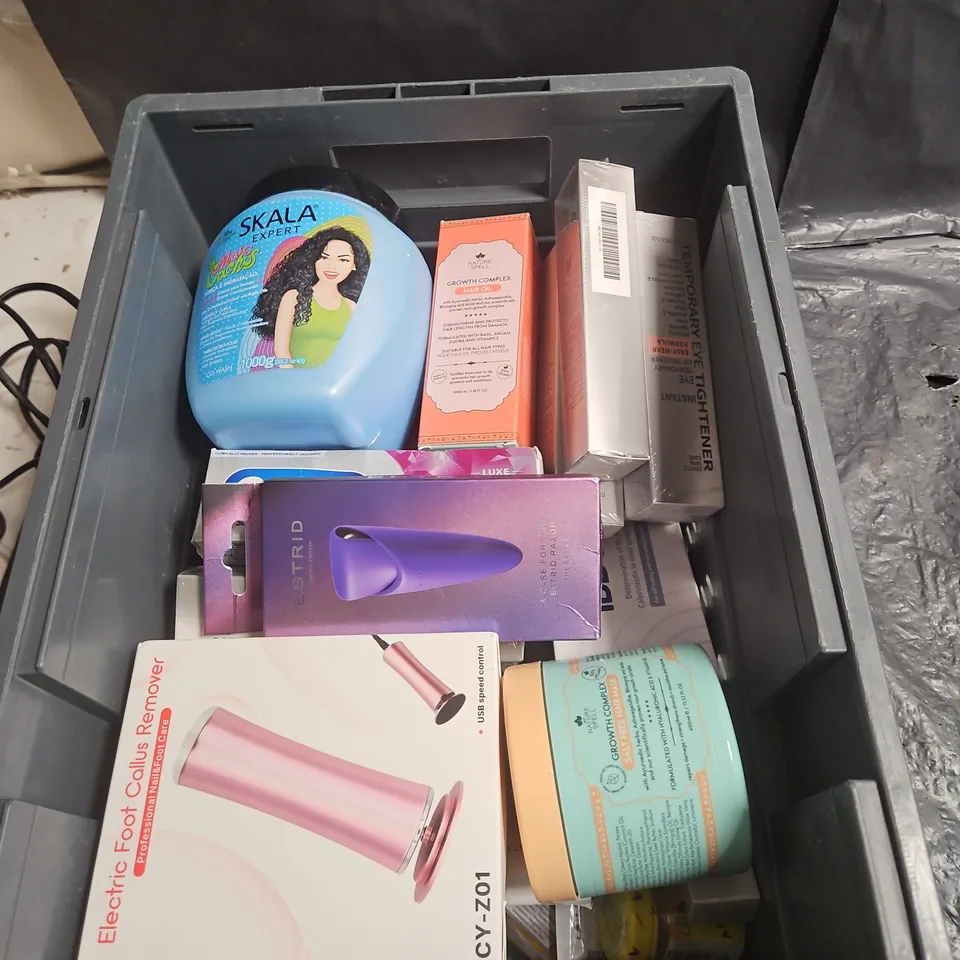 ASSORTED LOT OF APPROXIMATELY 20 ITEMS OF HEALTH & BEAUTY PRODUCTS – FOOT CALLUS REMOVER, ORAL-B KIT & HAIR CARE ITEMS (MIXED LOT).