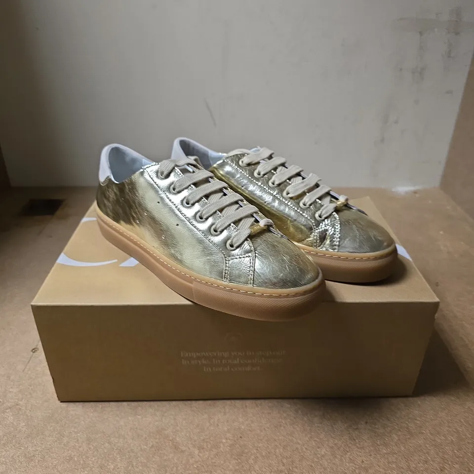 CALLA STAR CHAMPAGNE MIX WOMEN'S SHOES – UK 6.5 