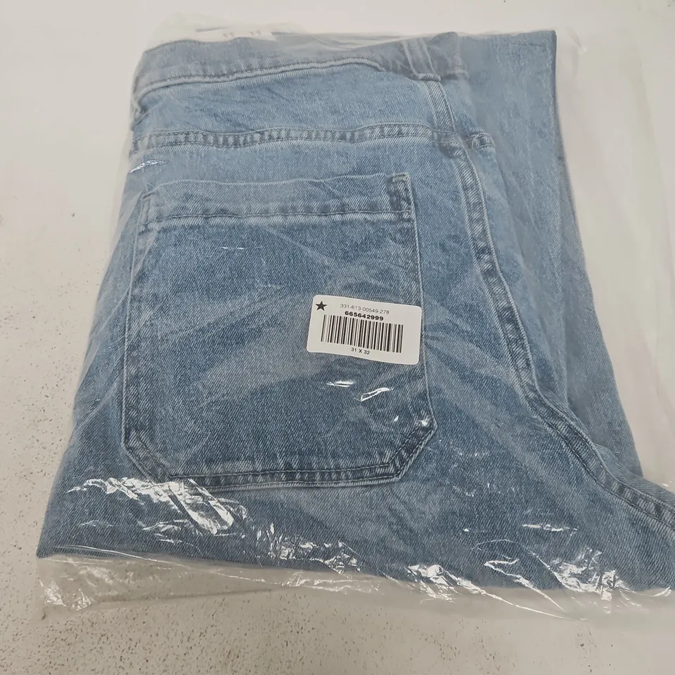 BAGGED HOLLISTER SKATER BAGGY JEANS IN LIGHT BLUE - 31X32