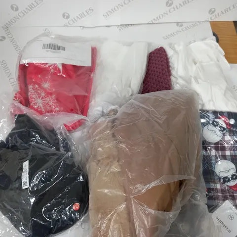 BOX TO INCLUDE 50 ASSORTED CLOTHING ITEMS TOO INCLUDE TOPS , TROUSERS AND DRESSES , ETC