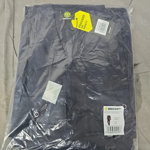 BAGGED BEESWIFT REGULAR PC B/SUIT IN NAVY - UK 46