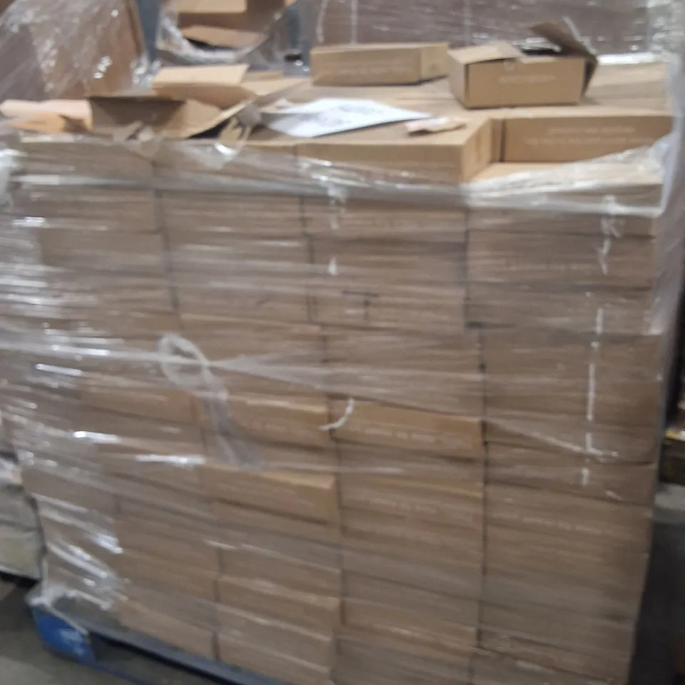 PALLET CONTAINING APPROXIMATELY 300 BOXES OF BIRCHBOX BEAUTY PRODUCTS TO INCLUDE;NIGHT REPAIR OIL,SOAP,SKIN BOOSTER,BAG PRODUCTS MAY BE EXPIRED