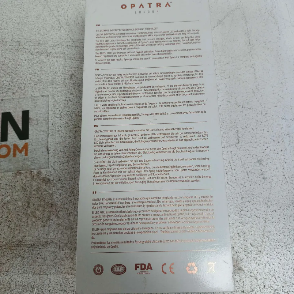 OPATRA SYNERGY FACIAL LED LIGHT THERAPY DEVICE – ROSE GOLD (OPATRA LONDON)
