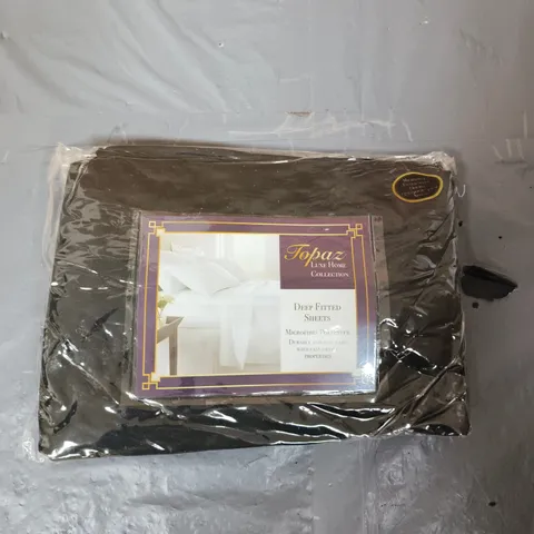 APPROXIMATELY 10 TOPAZ LUXE HOME COLLECTION DEEP FITTED SHEETS IN BLACK