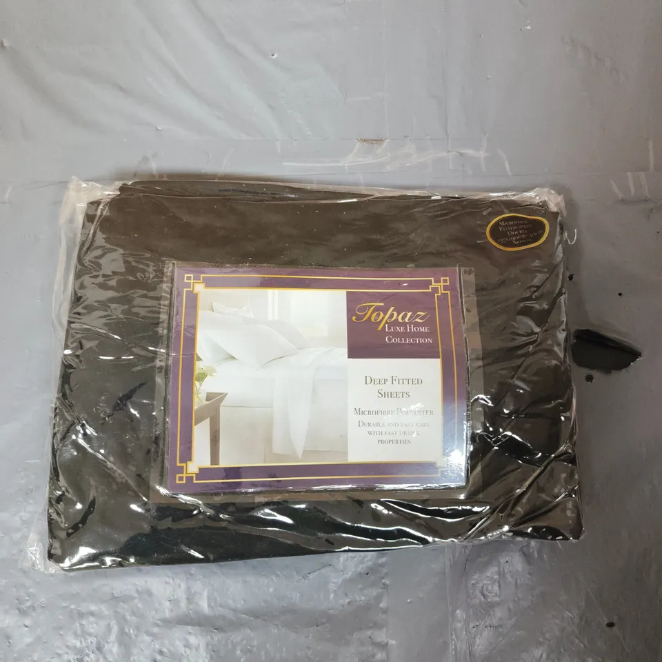 APPROXIMATELY 10 TOPAZ LUXE HOME COLLECTION DEEP FITTED SHEETS IN BLACK