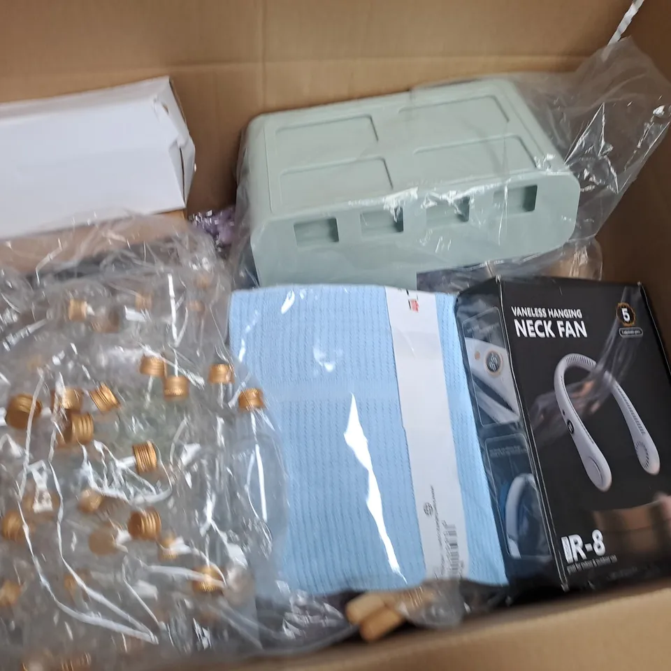 APPROXIMATELY 20 ASSORTED HOUSEHOLD PRODUCTS TO INCLUDE NECK FAN, MOUSE TRAP, MINI BOTTLES, ETC