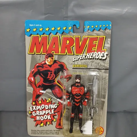 MARVEL SUPERHEROES - DAREDEVIL ACTION FIGURE