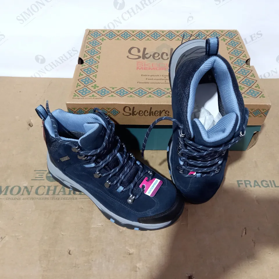 BOXED PAIR OF SKECHERS - SIZE 4