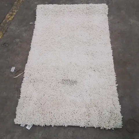 QUALITY DESIGNER AREA RUG - APPROXIMATELY 140X80CM