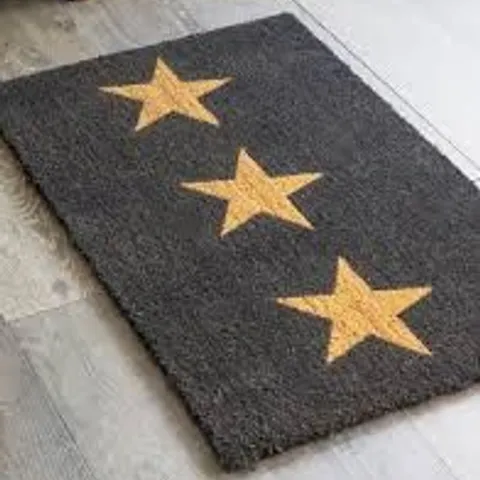 BOXED 3 STARS DOORMAT LARGE CHARCOAL COIR