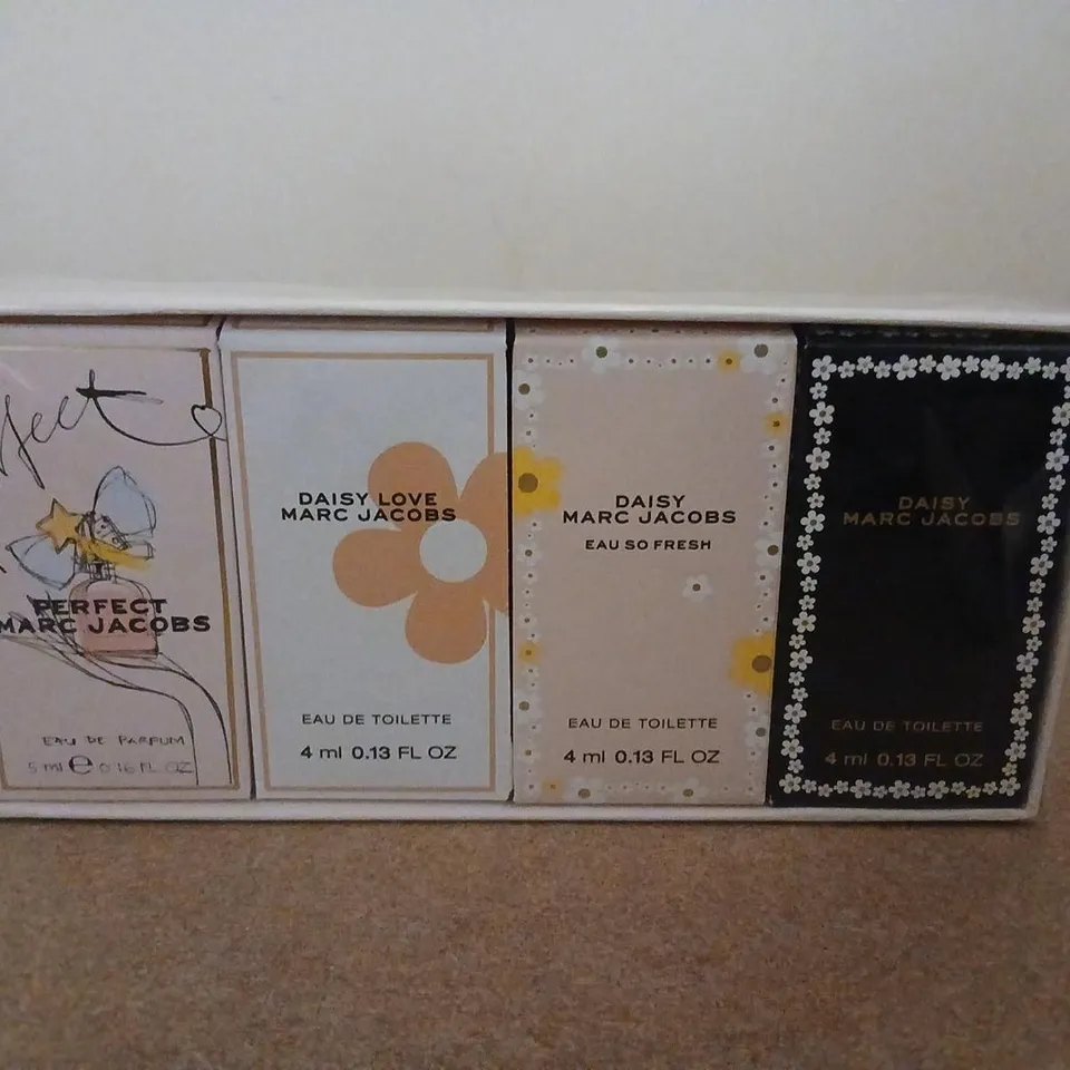 BOXED AND SEALED MARC JACOBS GIFT SET