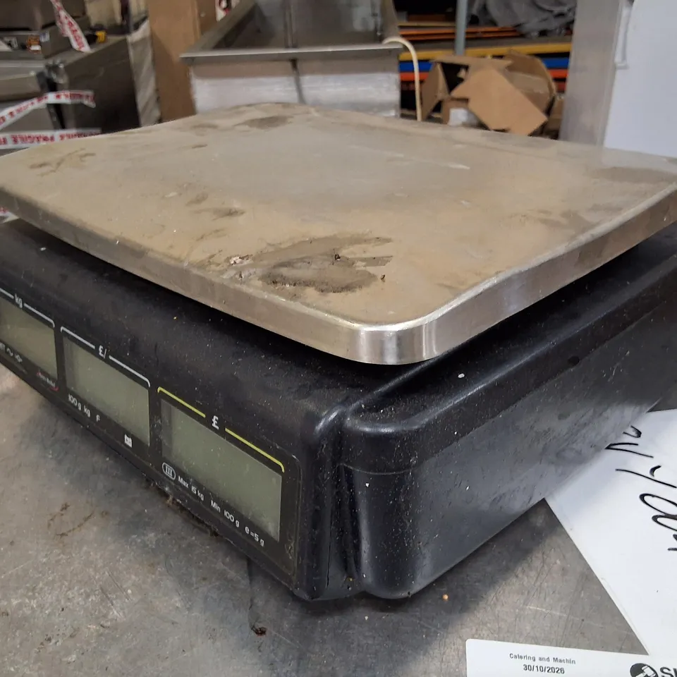AVERY BERKEL FX50 COUNTER SCALES