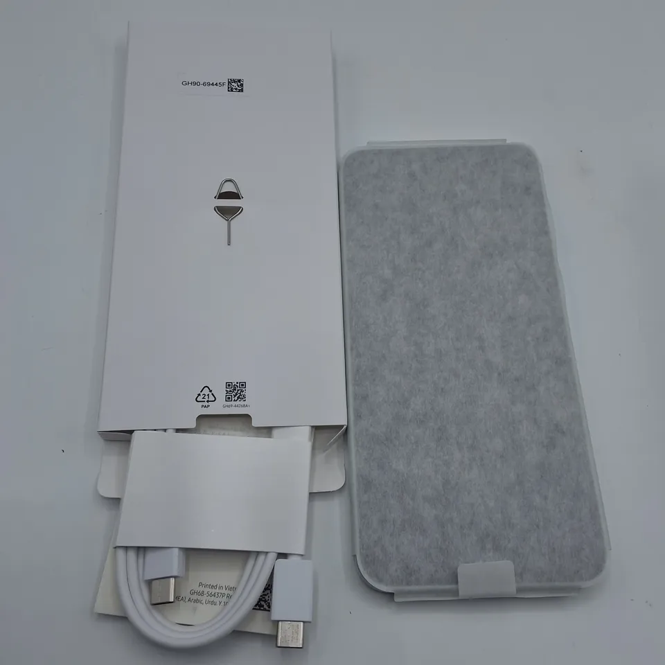 BOXED SAMSUNG GALAXY A16 4GB 128GB IN LIGHT GREEN - SM-A165F