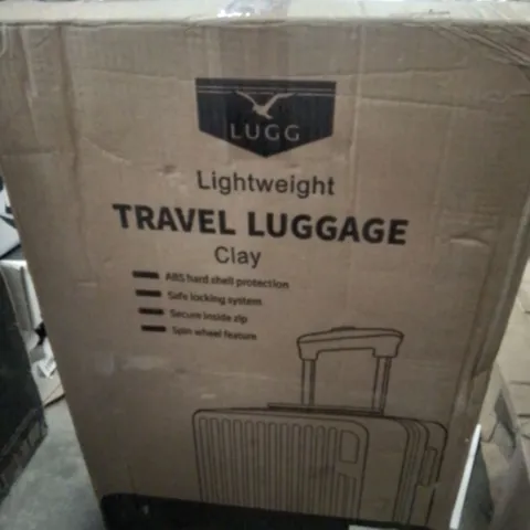 BOXED LIGHTWEIGHT TRAVEL LUGGAGE SUITCASE IN CLAY