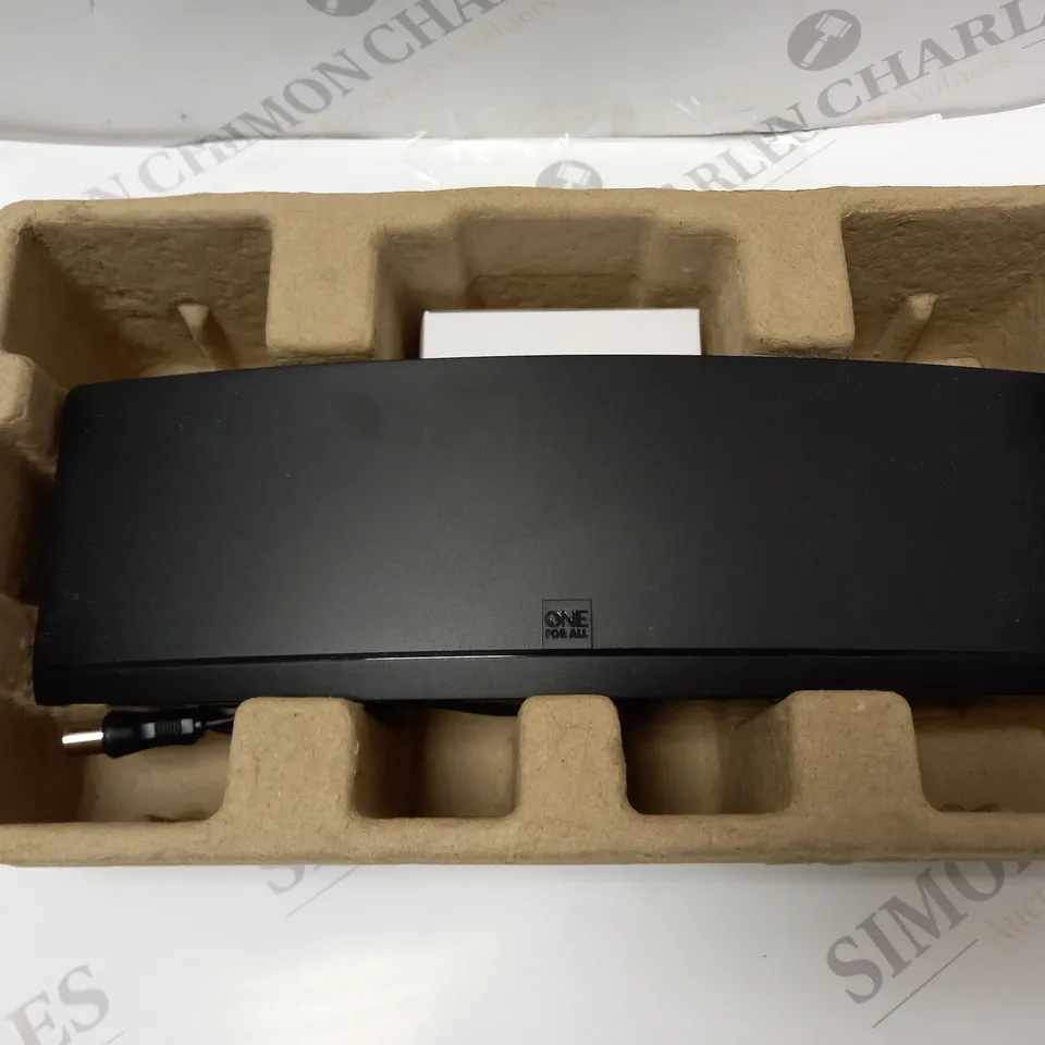 BOXED ONEFORALL AMPLIFIED INDOOR AERIAL WIDE ANGLE (0-15 MILES)