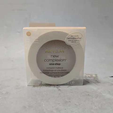 BOX OF APPROXIMATELY 25 REVLON NEW COMPLEXION ONE-STEP COMPACT MAKEUP - 04 