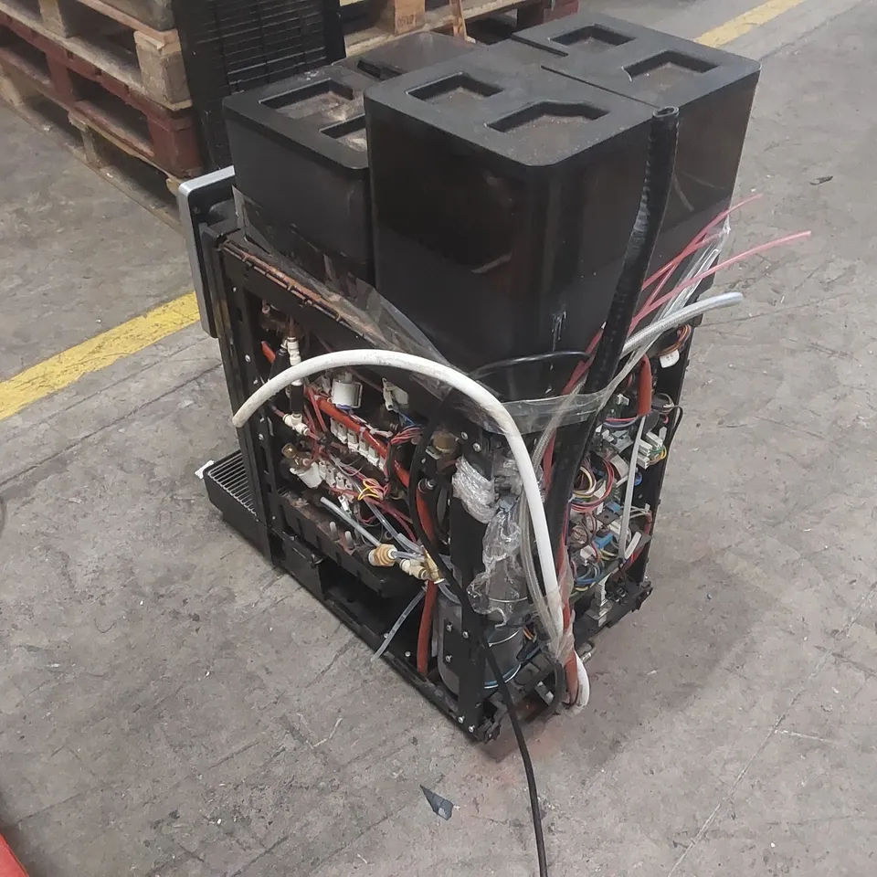 FRANKE A600 COMMERCIAL COFFEE MACHINE