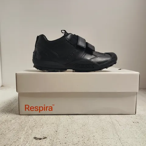 BOXED PAIR OF GEOX VELCRO STRAP TRAINERS IN BLACK SIZE 2.5