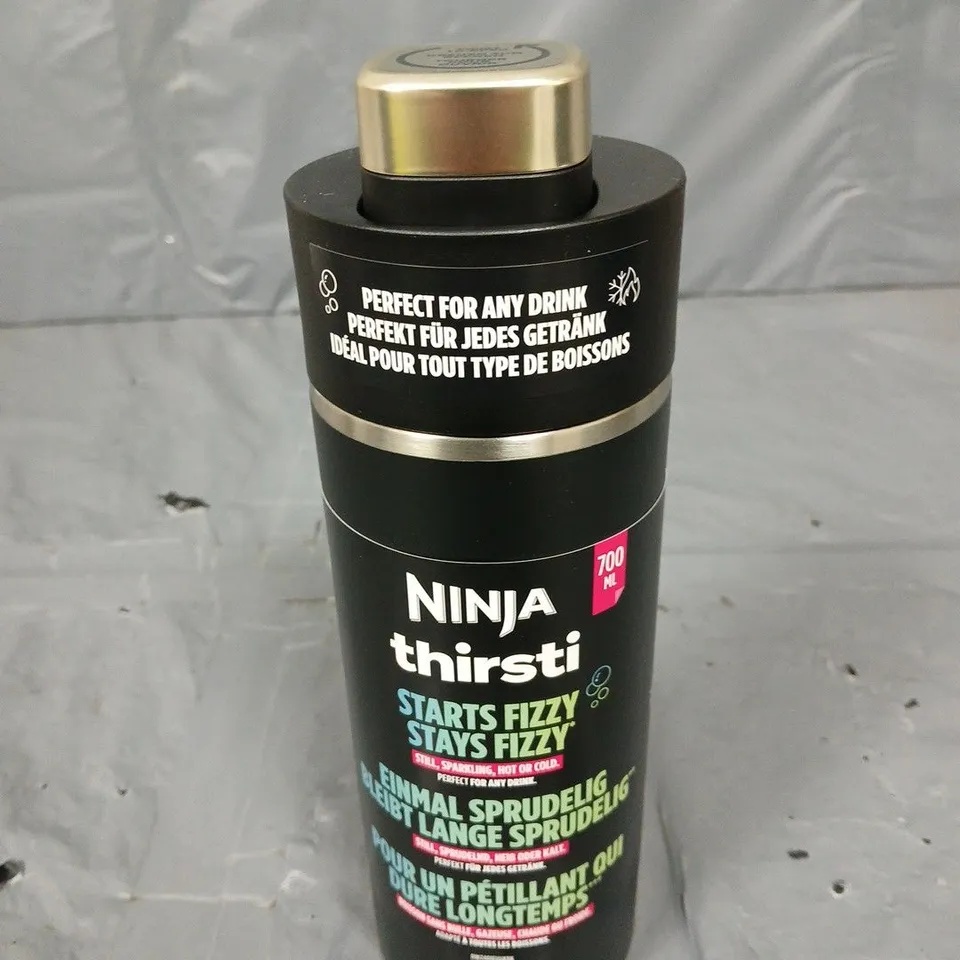 NINJA THIRSTI DRINKS CONTAINER -  700ML