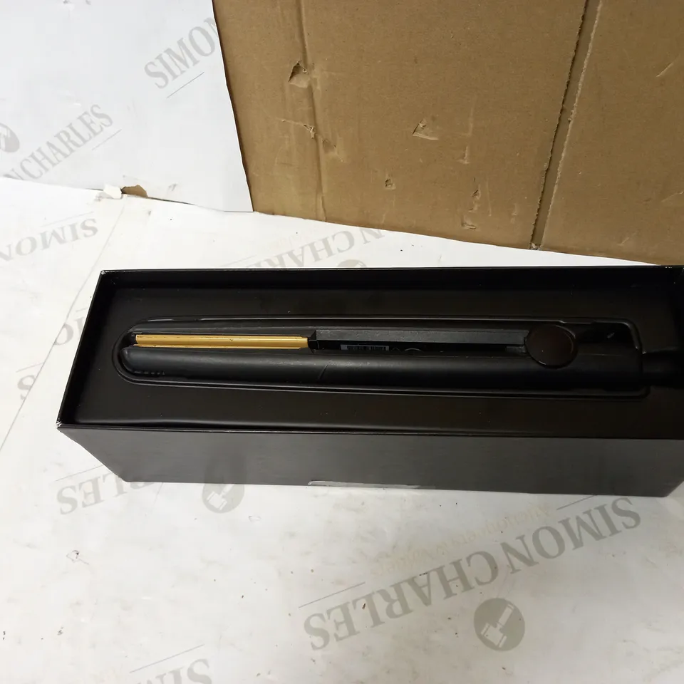 GHD HAIR STRAIGHTENERS