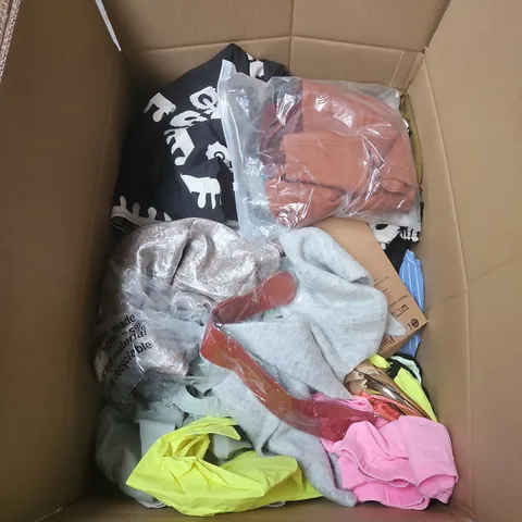 LARGE BOX OF APPROXIMATELY 20 ASSORTED CLOTHING ITEMS IN VARIOUS SIZES, STYLES AND COLOURS