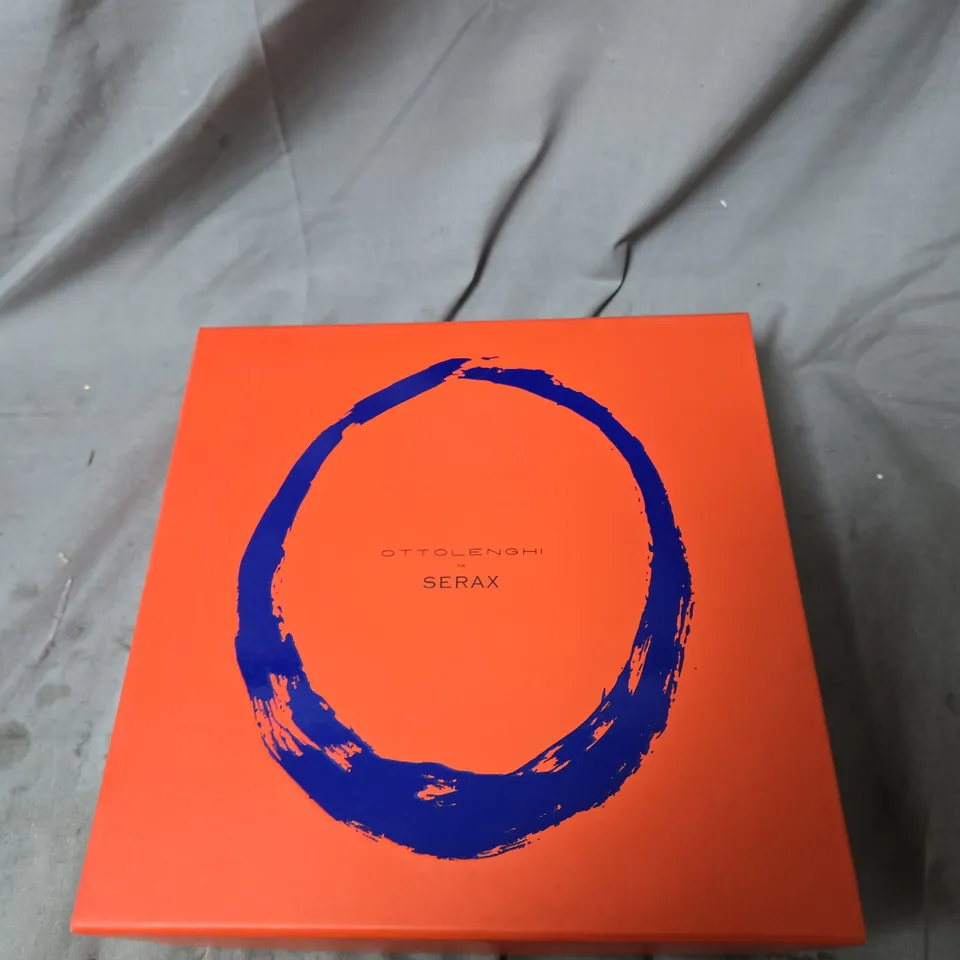 OTTOLENGHI FOR SERAX PLATE HIGH – AZURE ARTICHOKE GREEN, SET OF 2