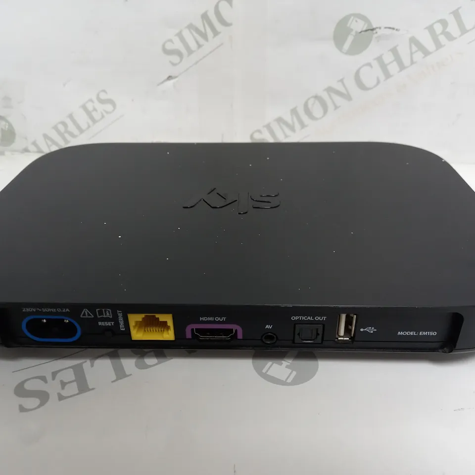 SKY EM150 Q MINI BOX