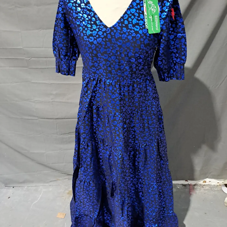 SCAMP & DUDE ADULT V NECK TIERED MAXI DRESS IN BLACK WITH BLUE FOIL LEOPARD SIZE 10