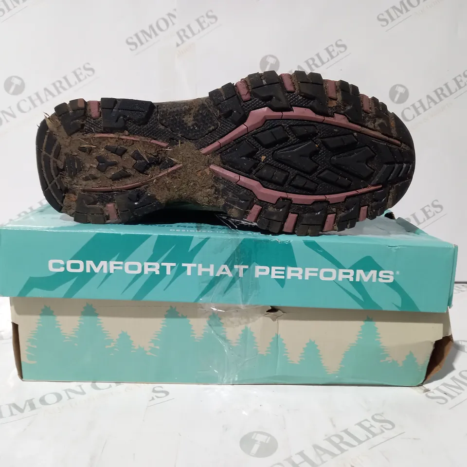 BOXED PAIR OF SKETCHERS CHOCOLATE HIKING BOOTS - SIZE 6