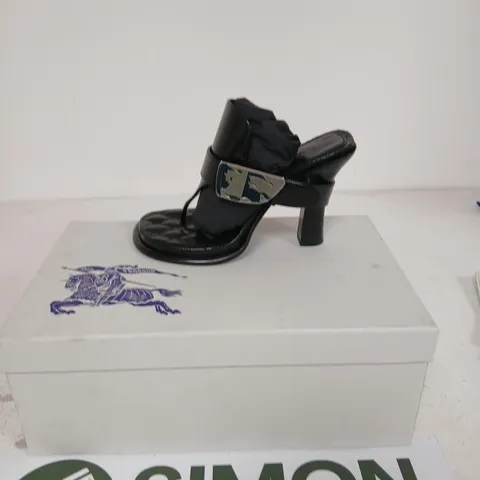 BURBERRY WOMEN'S LEATHER SANDALS – BLACK, UK4 (EU37)