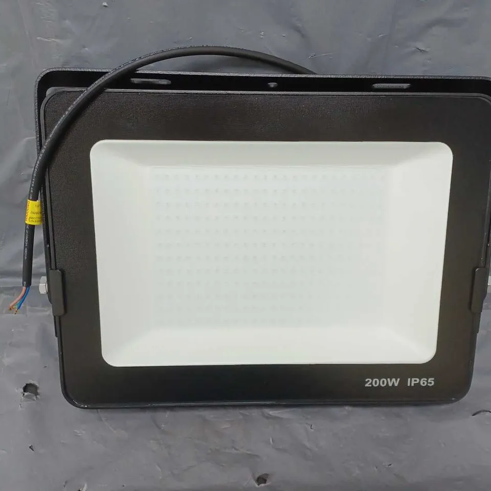 BOXED LED FLOOD LIGHT (INFINITY 200W)