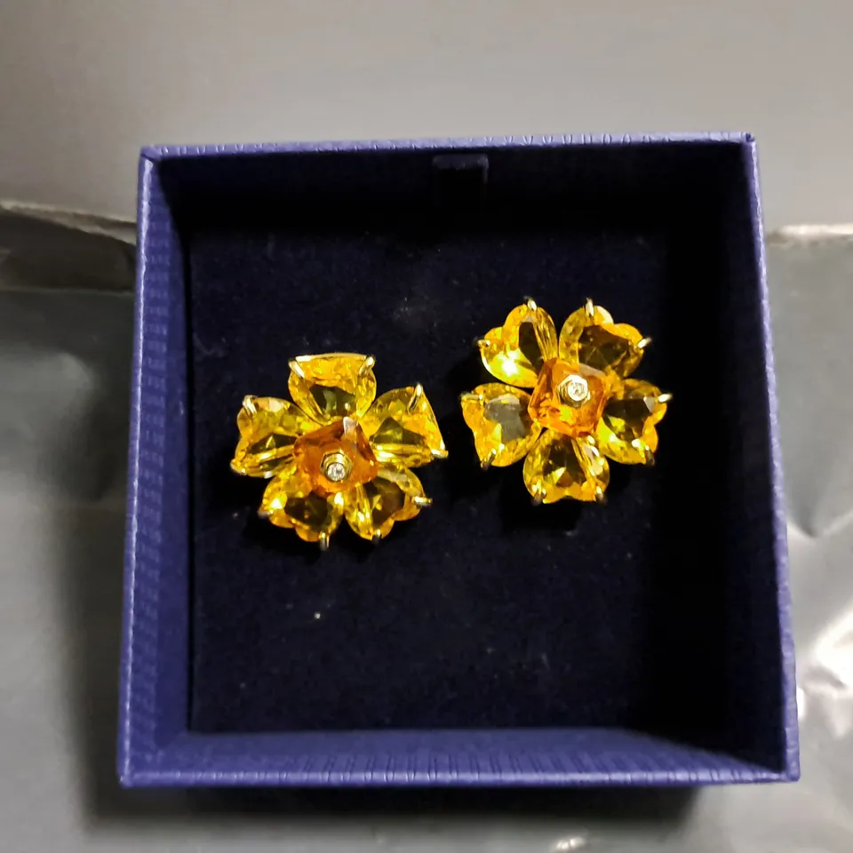 BOXED SWAROVSKI SPRING FLOWER EARRINGS 