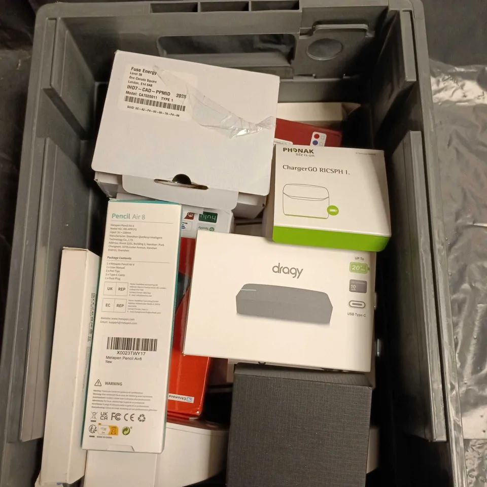BOX OF MIXED ELECTRICAL GOODS ALL UNTESTED