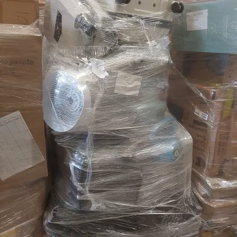 PALLET OF ASSORTED E-COMMERCE GOODS AND PRODUCTS TO INCLUDE: KETTLEBELL WEIGHTS, SUITCASES, CAMPING CHAIRS, FOLDING TABLE ECT