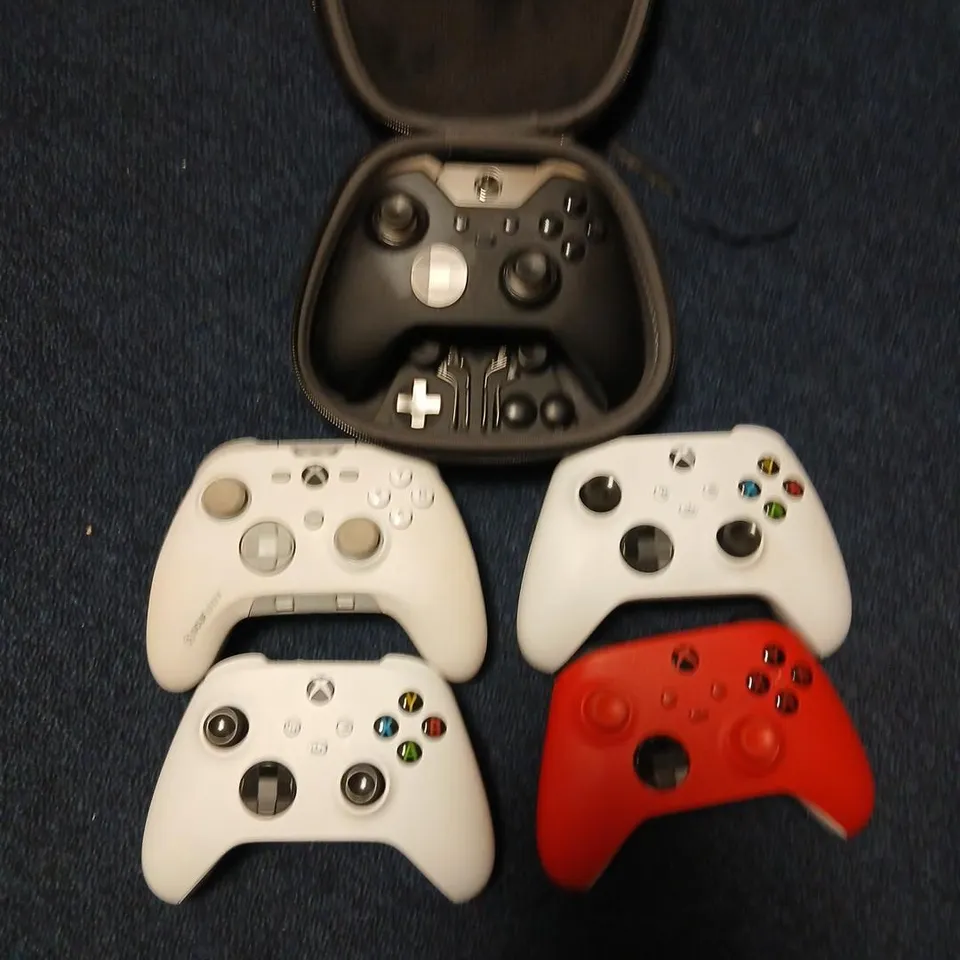 XBOX WIRELESS CONTROLLERS – SET OF 5