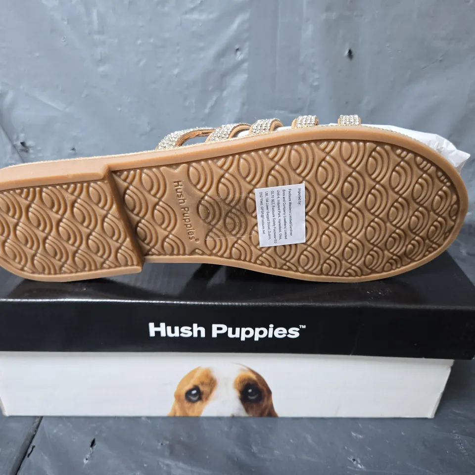 BOXED PAIR OF HUSH PUPPIES PARIS SLIDE IN BROWN - UK 6