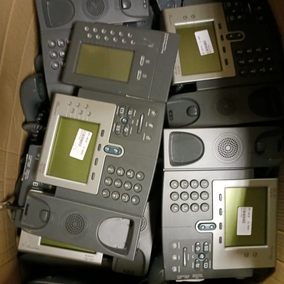 APPROXIMATELY 20 CISCO 7962 & 7942 SERIES IP OFFICE TELEPHONES - COLLECTION ONLY	