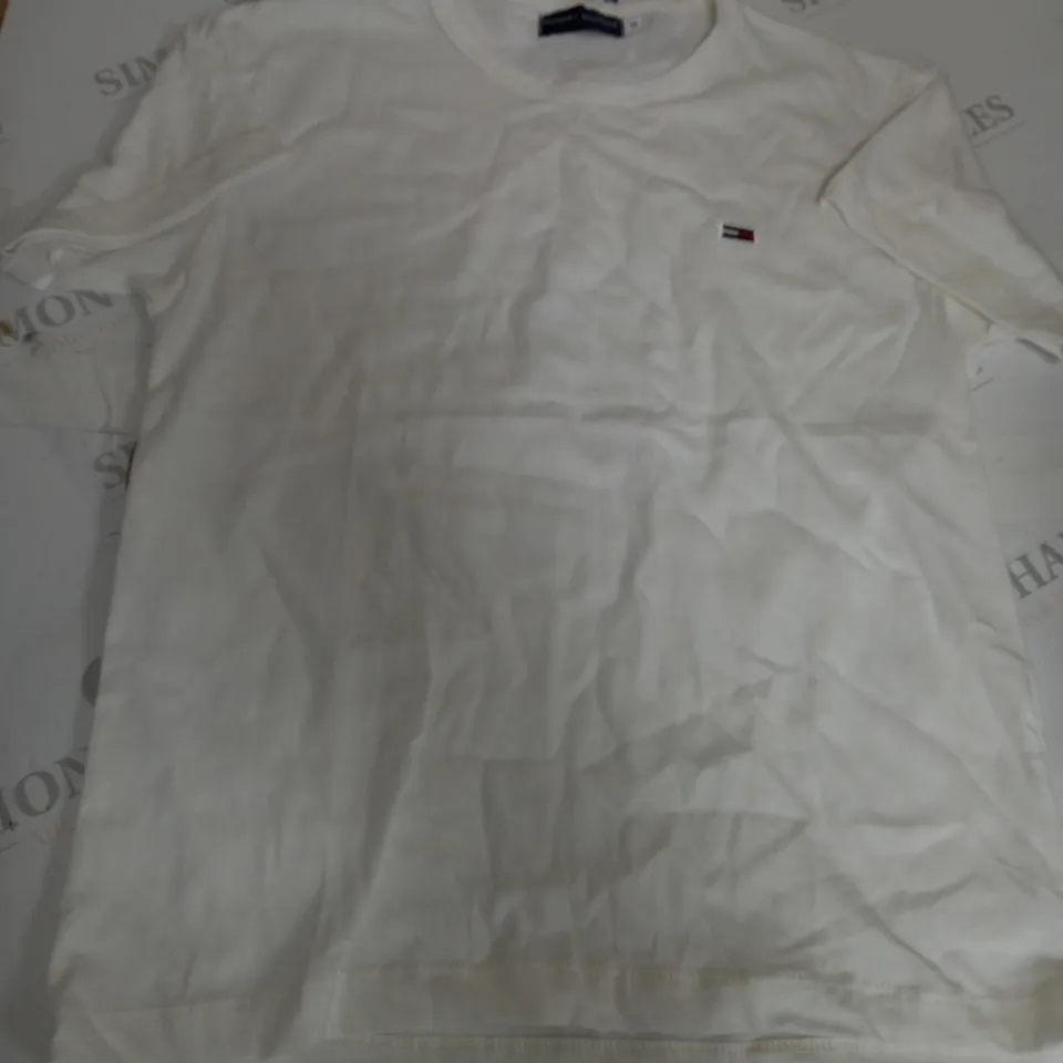 TOMMY HILFIGER WHITE TEE SIZE 12 