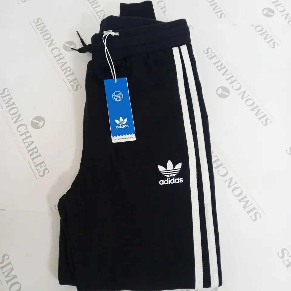 ADIDAS ORIGINAL TRACKSUIT BOTTOMS SIZE 12-13 YEARS