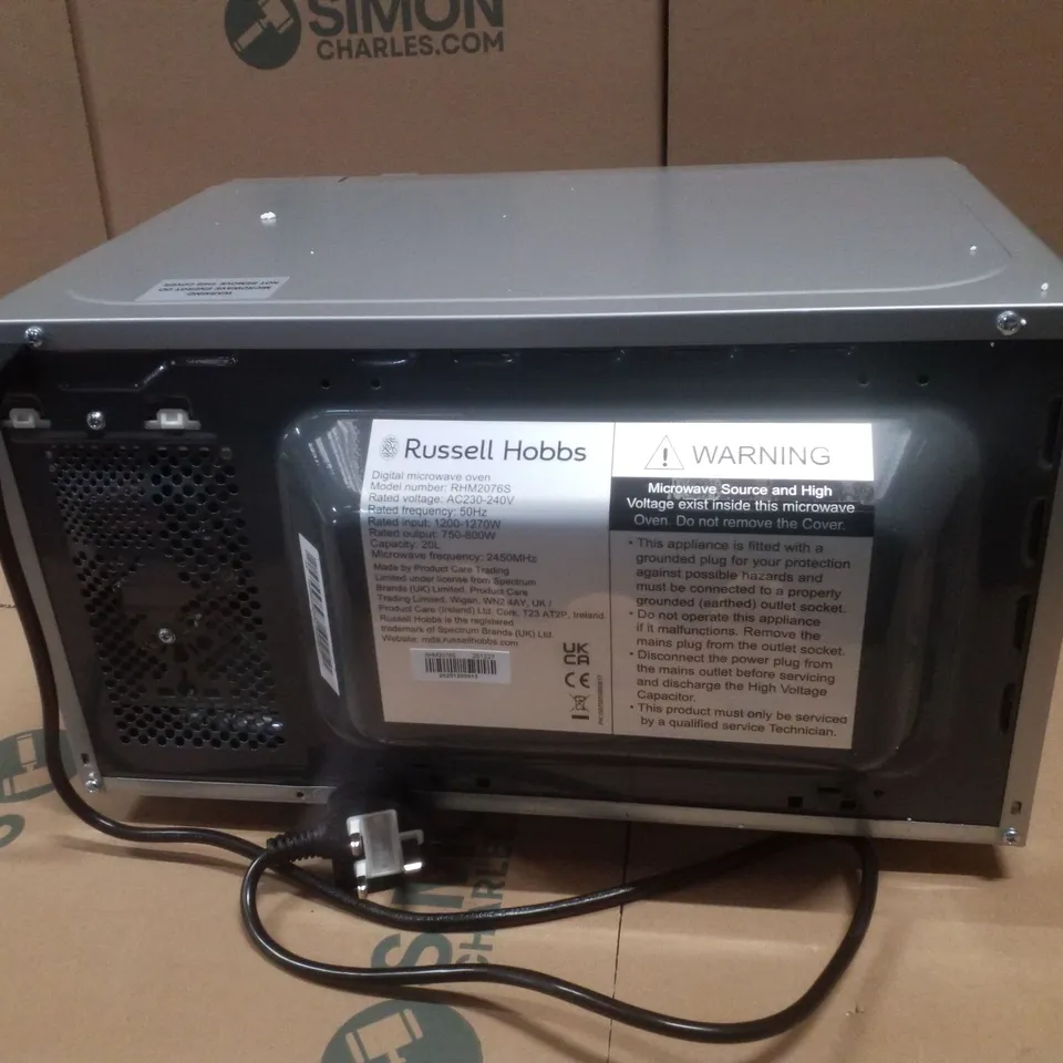 BOXED RUSSELL HOBBS RHM2076S 20L 800W COMPACT SILVER DIGITAL MICROWAVE.