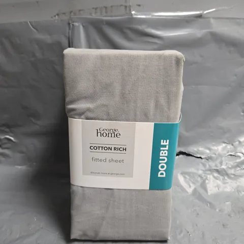 LARGE BOX OF APPROXIMATELY 15 COTTON RICH FITTED SHEETS - DOUBLE
