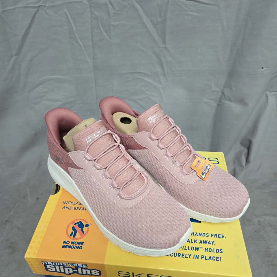 SKECHERS SLIP INS PINK TRAINERS SIZE 6 BOXED