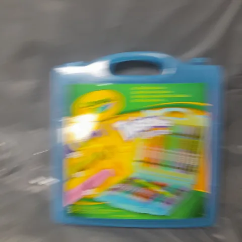 CRAYOLA TWISTABLE CRAYONS
